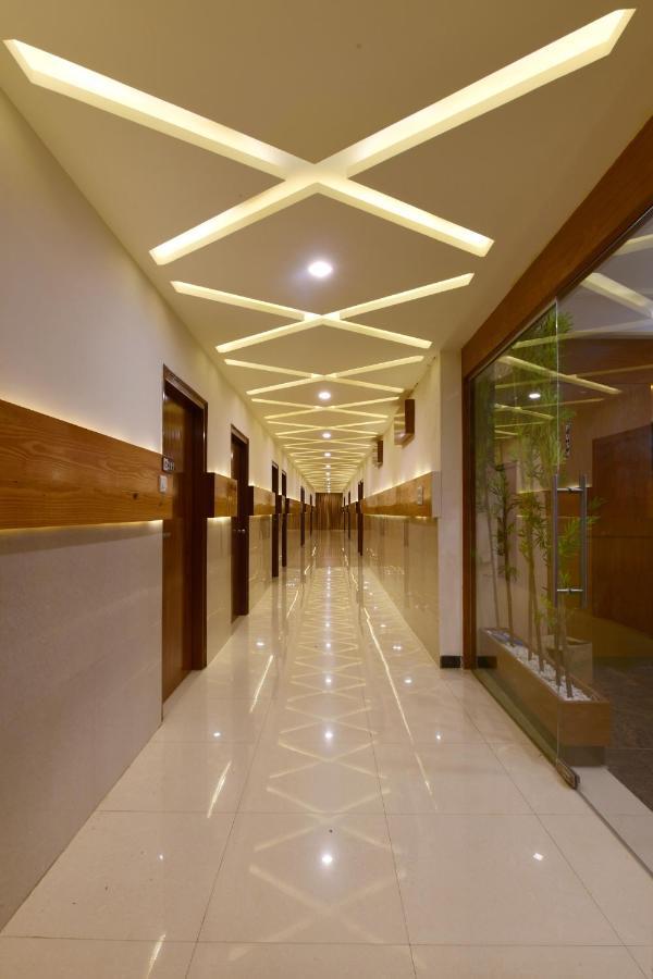 Hotel Bv Colours By Rivido, Begur Main Road Bangalore Exterior foto