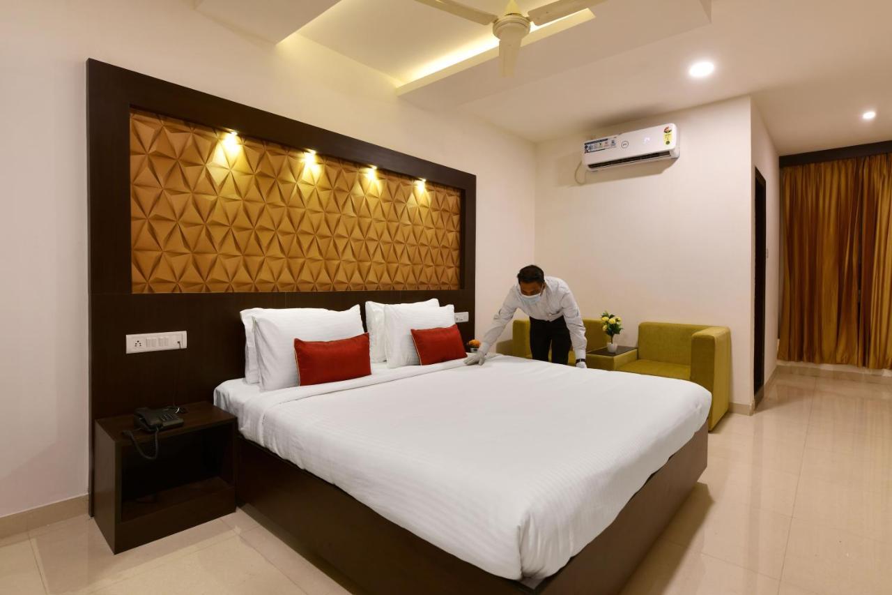 Hotel Bv Colours By Rivido, Begur Main Road Bangalore Exterior foto